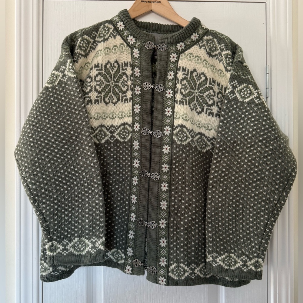 Squaw Valley 100% Wool Heavy Sweater